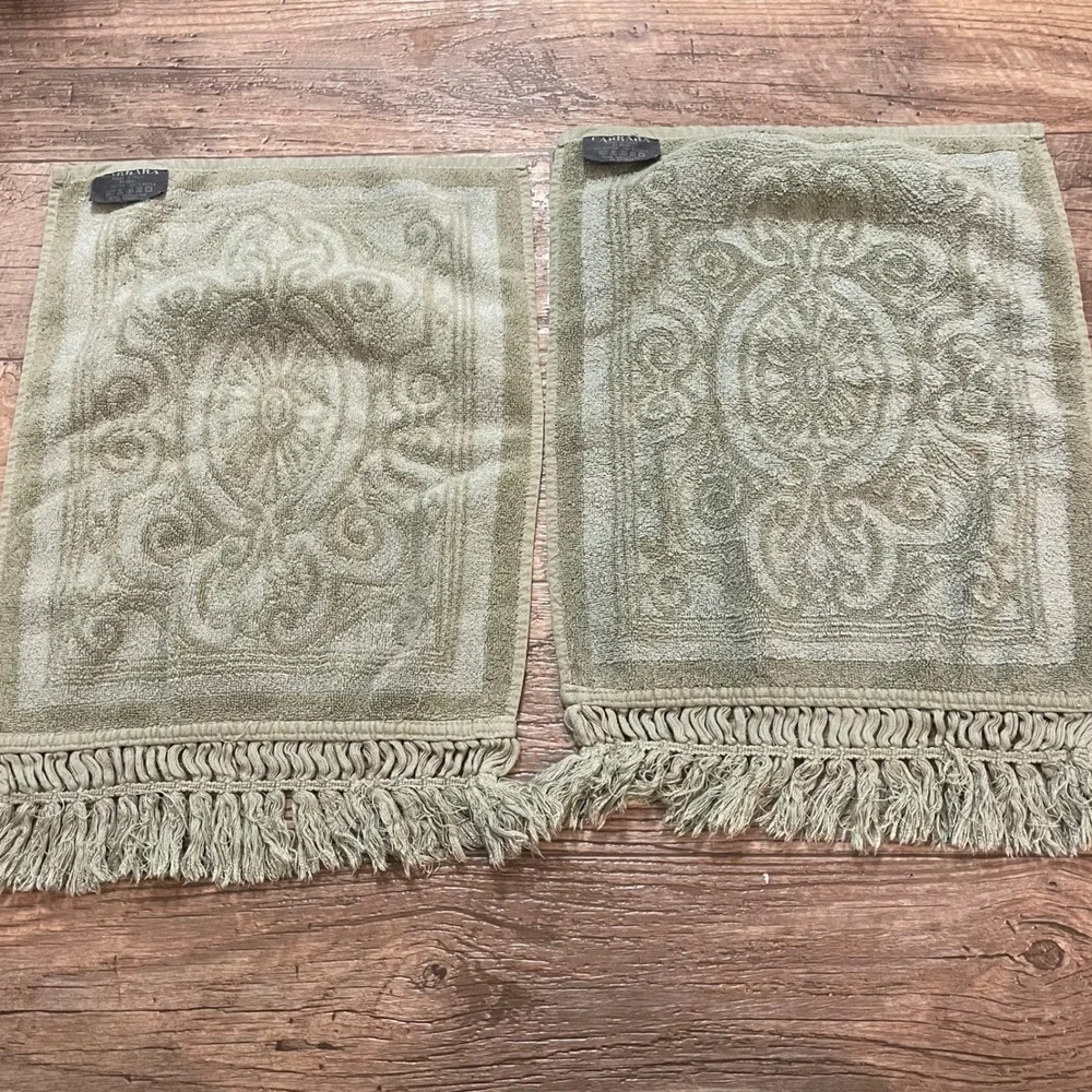 Carrara Italy Sage Green Damask Hand Towels Set (2) Cotton Viscose Fringed 12x18